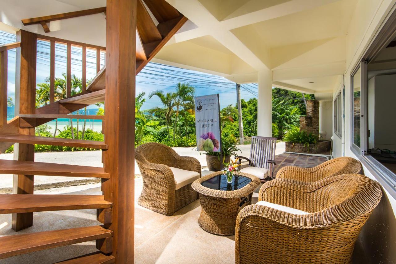 Idyllic Samui Beach Villa Resort Choeng Mon Rom bilde